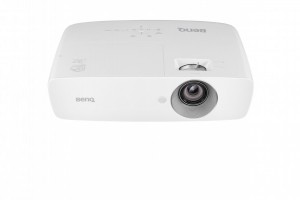 Máy chiếu BenQ TH683 dành cho người yêu bóng đá 2017