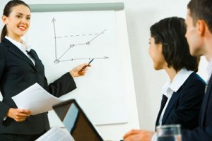 Cho thuê máy chiếu tại Hà Nội giá rẻ