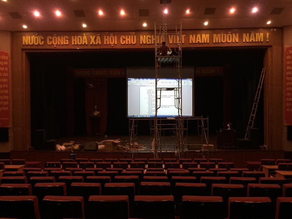 Máy chiếu Minh Tân phân phối thiết bị trình chiếu giá tốt nhất Miền Bắc